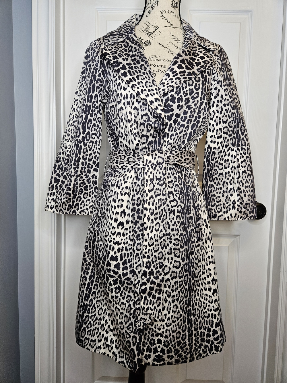 Chapter One Size 4 Leopard Print Trench Coat Black Cream 3/4 Sleeve Lightweight